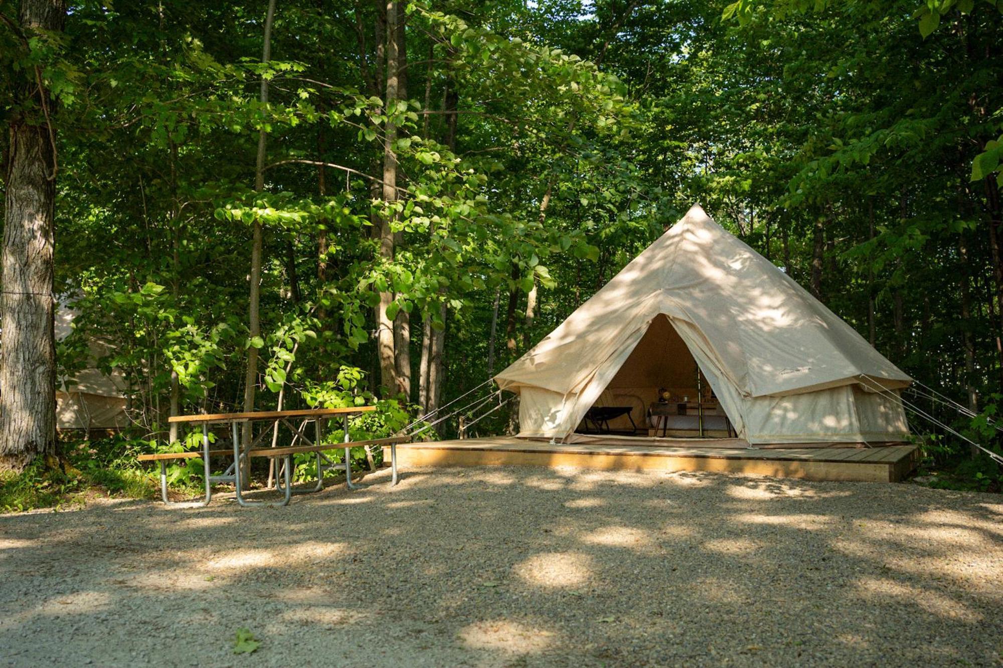 Grotto Getaway Hotell Miller Lake Eksteriør bilde