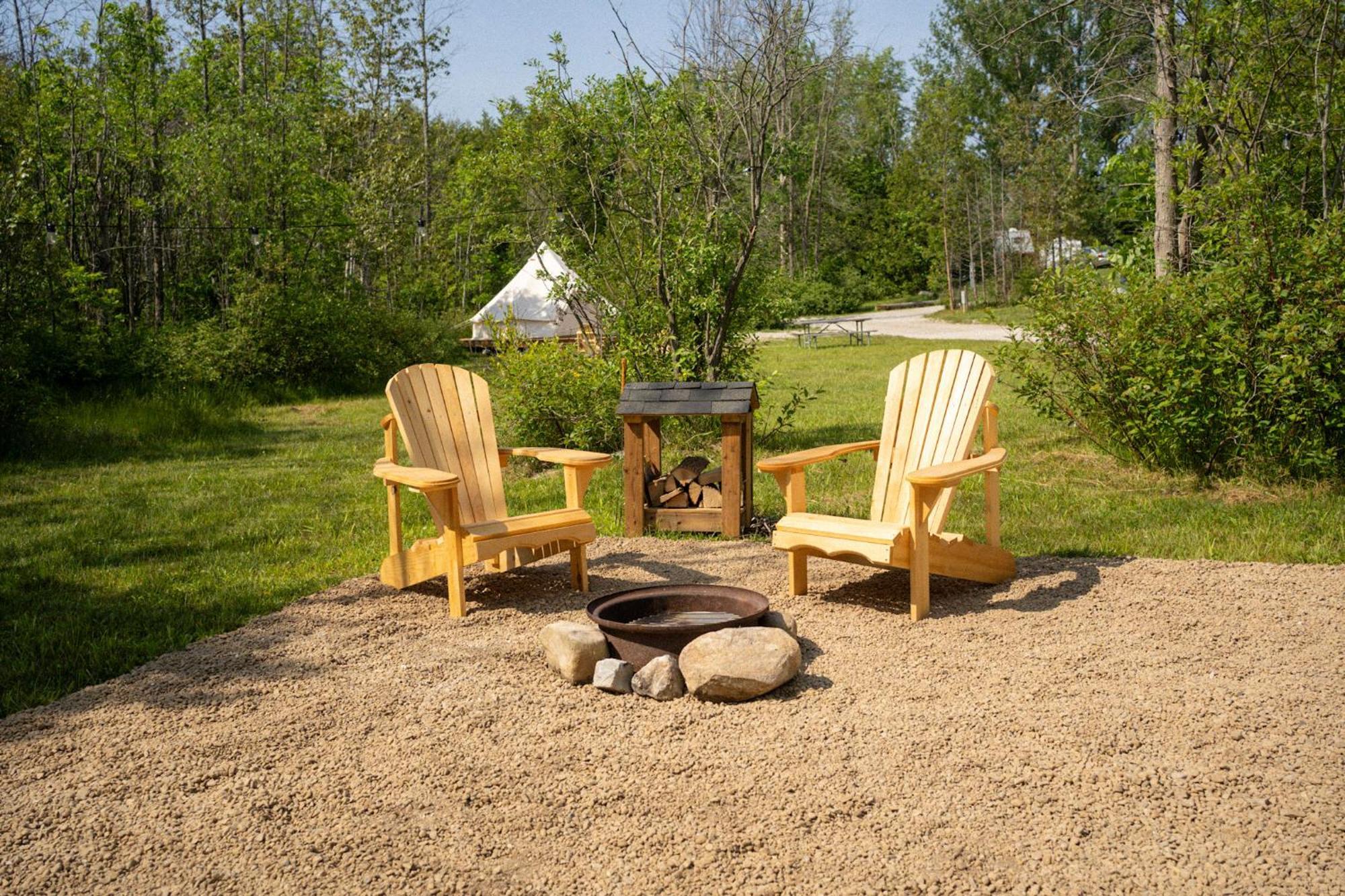 Grotto Getaway Hotell Miller Lake Eksteriør bilde