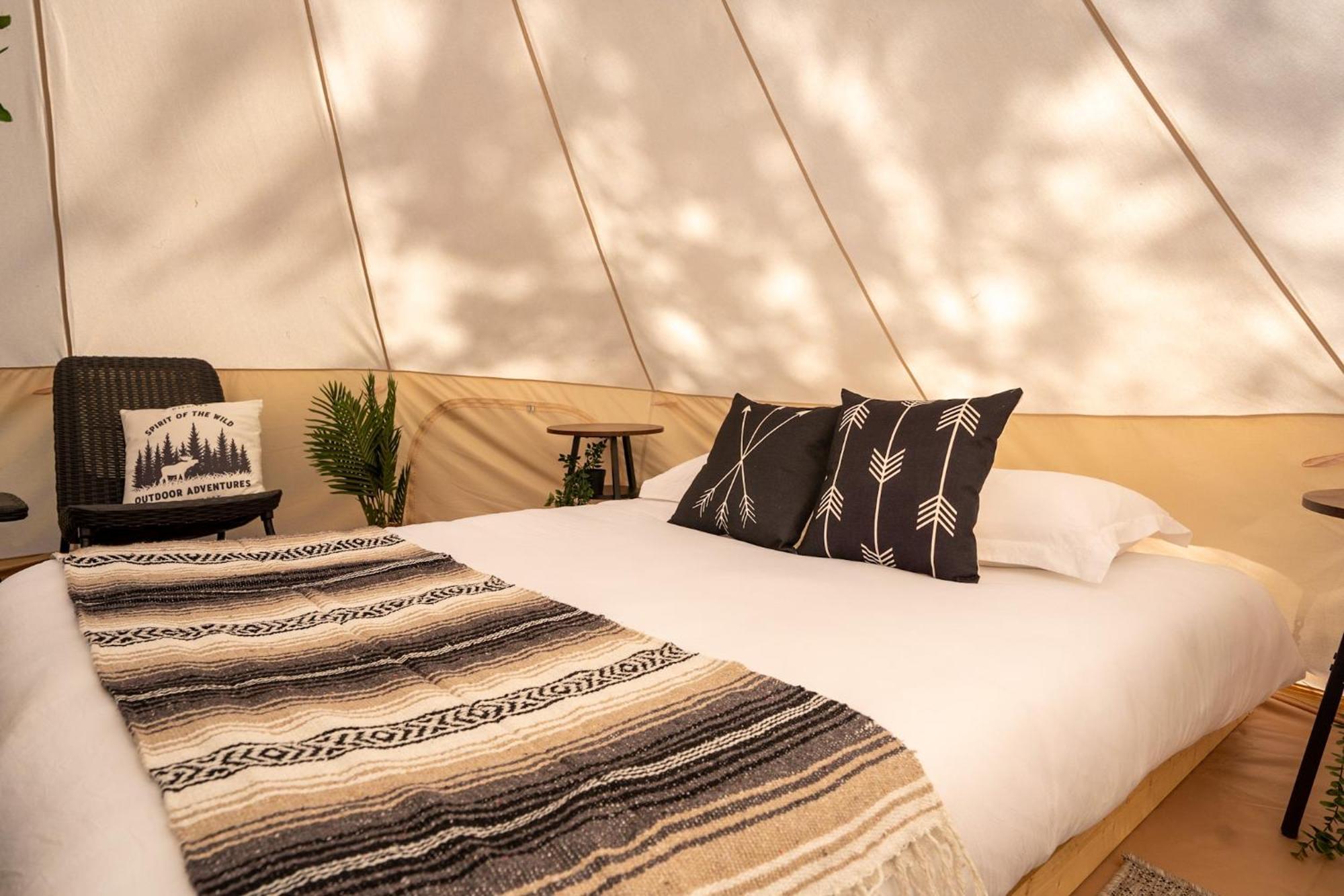 Grotto Getaway Hotell Miller Lake Eksteriør bilde